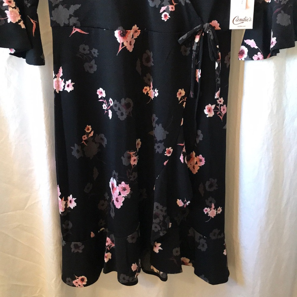 NWT Candie’s Black Floral Wrap Dress - Picture 3 of 8